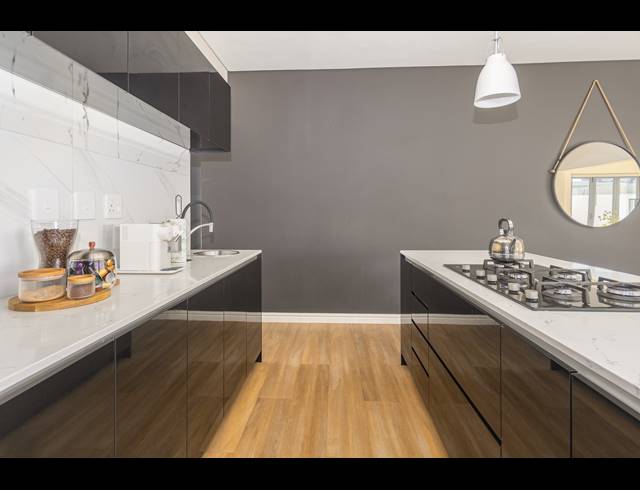 3 BEDROOM FREEHOLD FOR SALE IN PARKLANDS NORTH